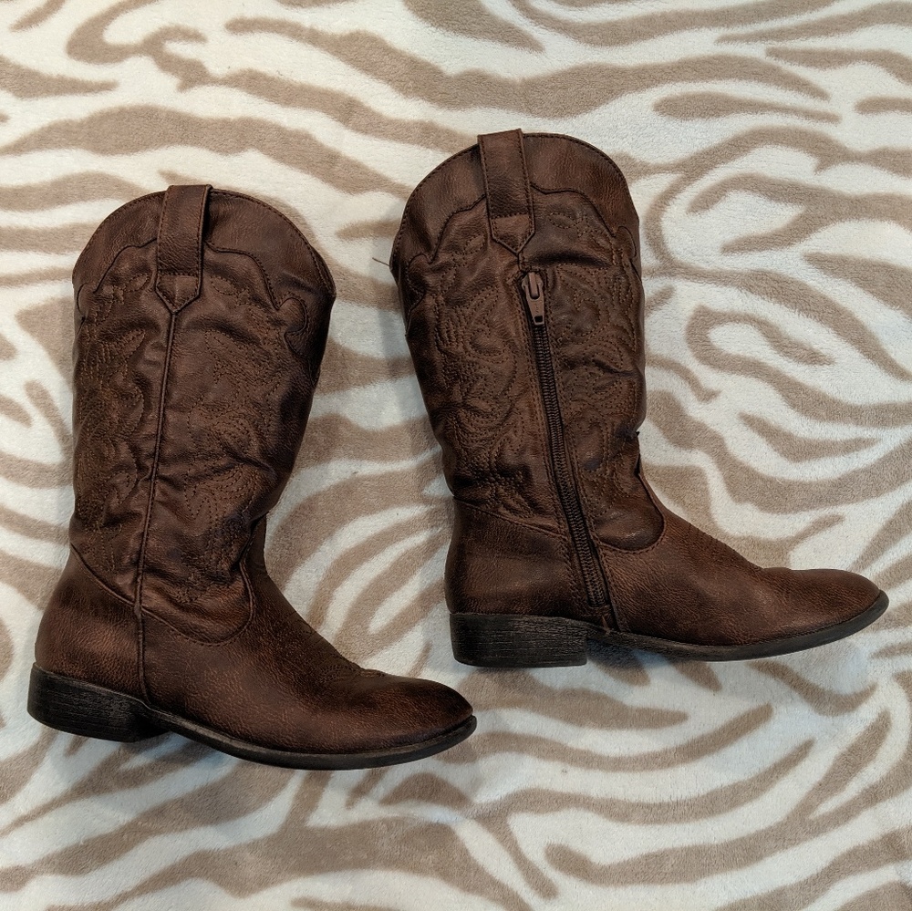 Girl's western boots